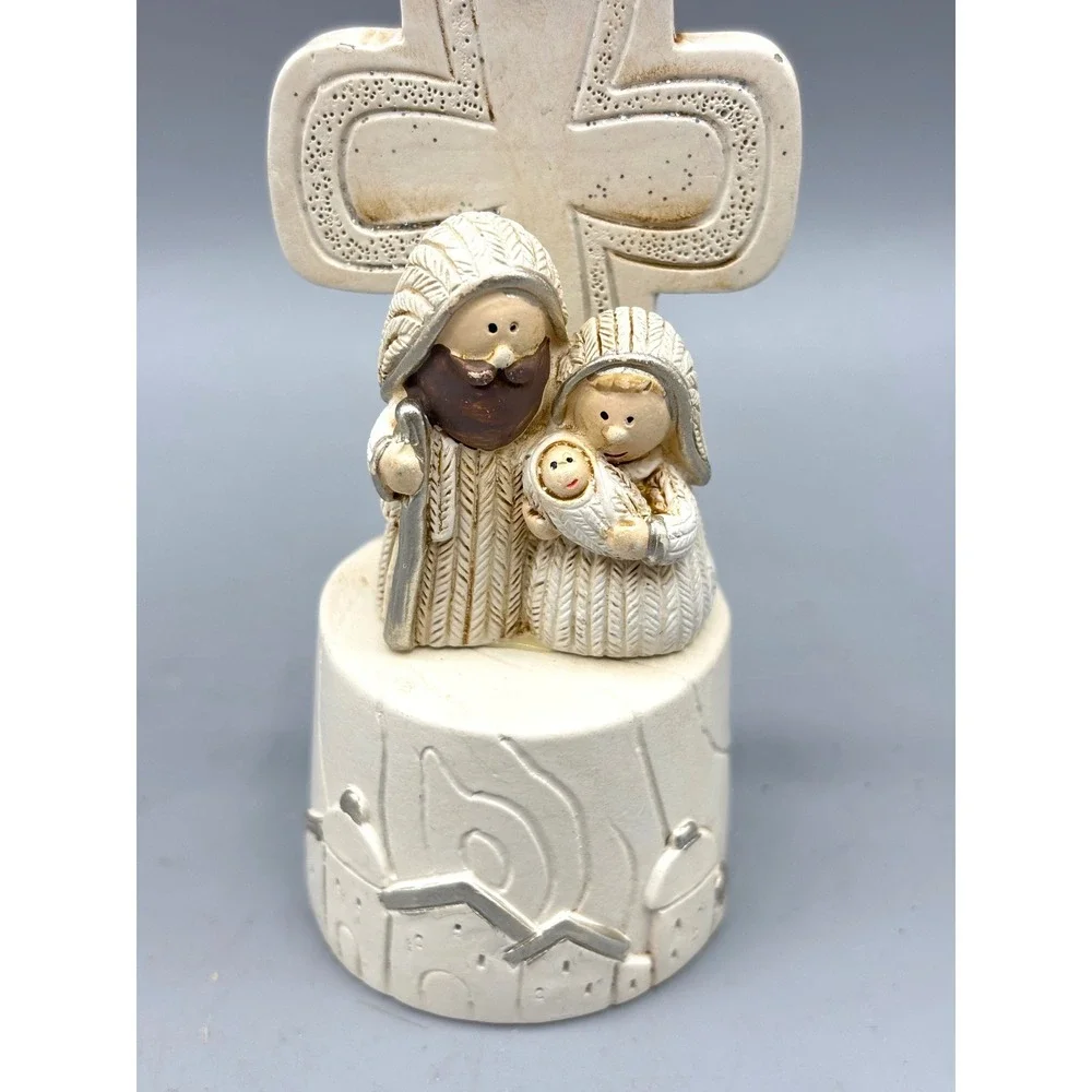 Holy Family‎ Nativity Figurine with Cross and Star Christmas Decor Cream Silver